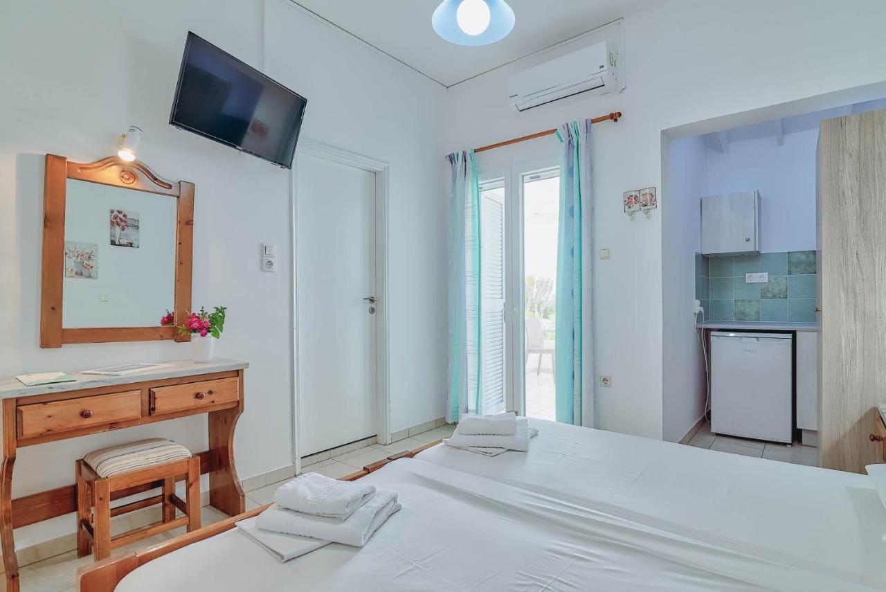 Pavlos Place Antiparos Town Dış mekan fotoğraf